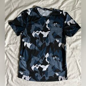 GEF Flex & Dry Men’s T-Shirt Small Blue Camo Camouflage Slim Fit Gym Running